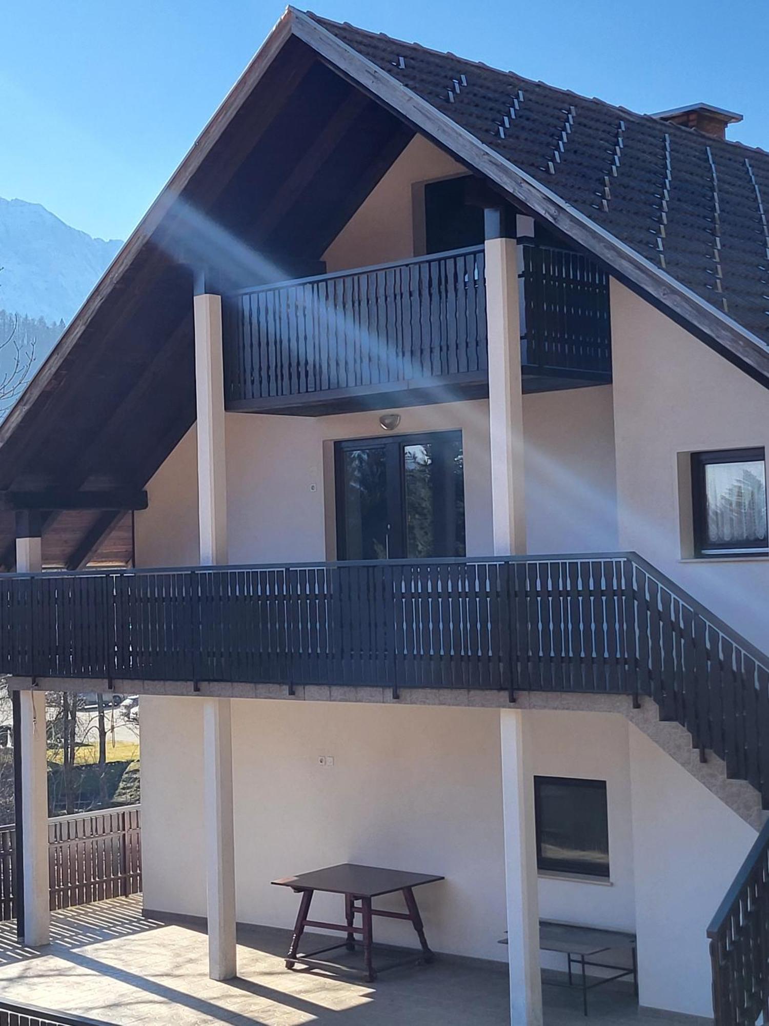 Apartment Dobnikar Kranjska Gora Exterior foto